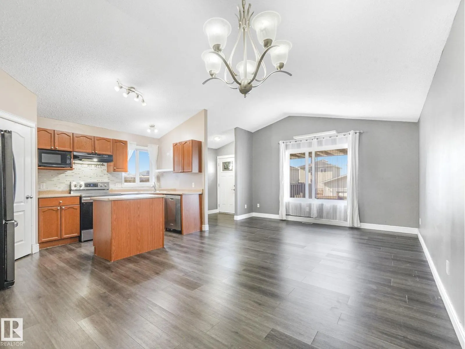 Duplex for rent: 238 Avena Ci, Leduc, Alberta T9E 0L8