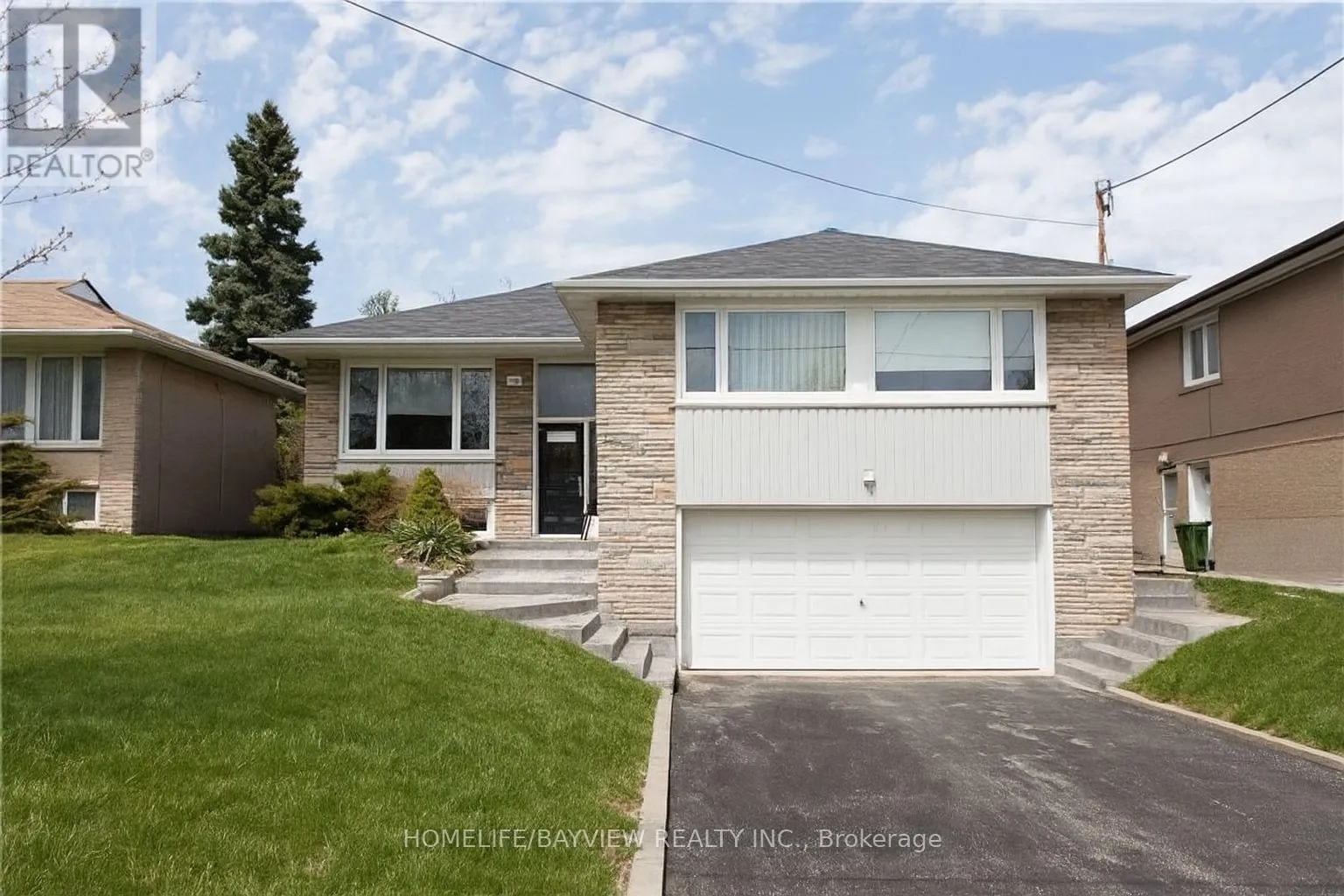 House for rent: 238 Searle Avenue, Toronto, Ontario M3H 4B9