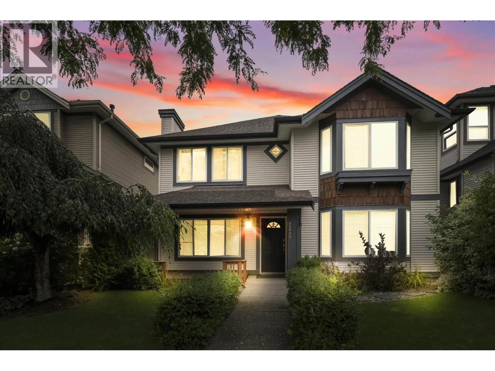 House for rent: 23829 Kanaka Way, Maple Ridge, British Columbia V2W 1E5