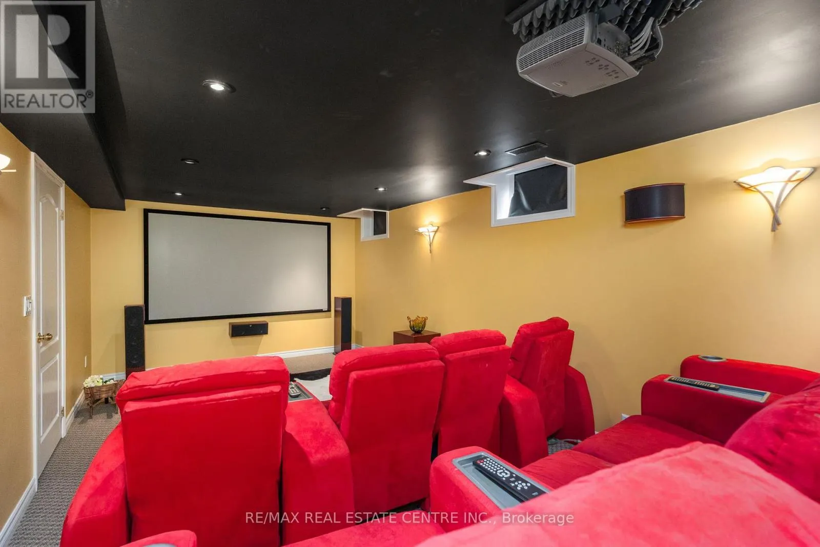 House for rent: 2388 Eight Line, Oakville, Ontario L5H 6S9