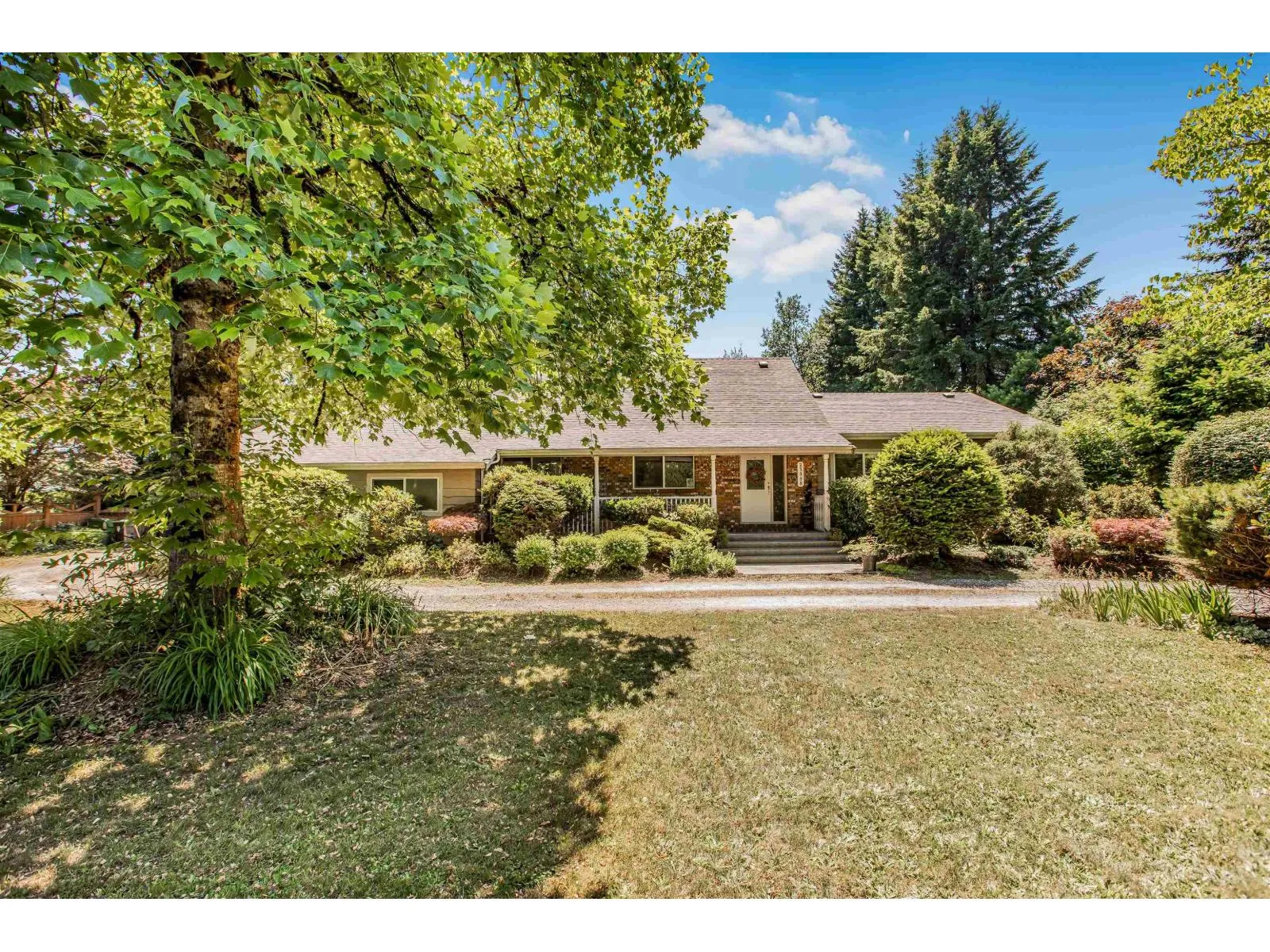 House for rent: 23888 48th Avenue, Langley, British Columbia V2Z 2T1