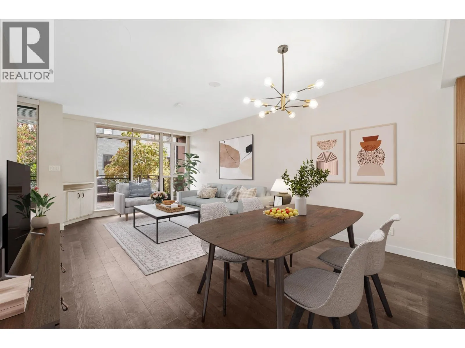 Row / Townhouse for rent: 2389 Scotia Street, Vancouver, British Columbia V5T 0B2