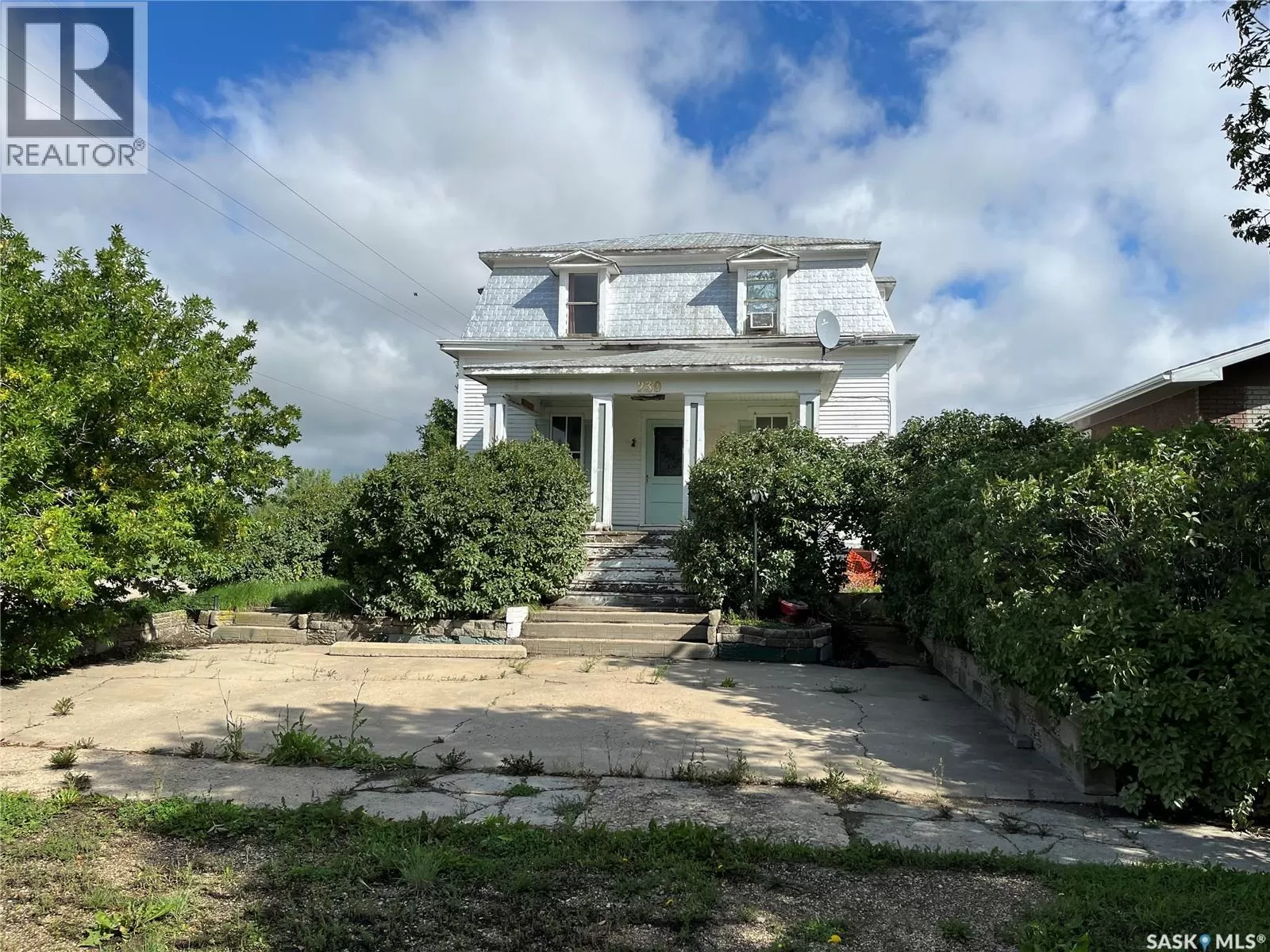 House for rent: 239 4th Avenue W, Gravelbourg, Saskatchewan S0H 1X0