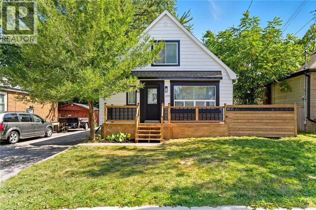 House for rent: 239 East 22nd Street, Hamilton, Ontario L8V 2V8