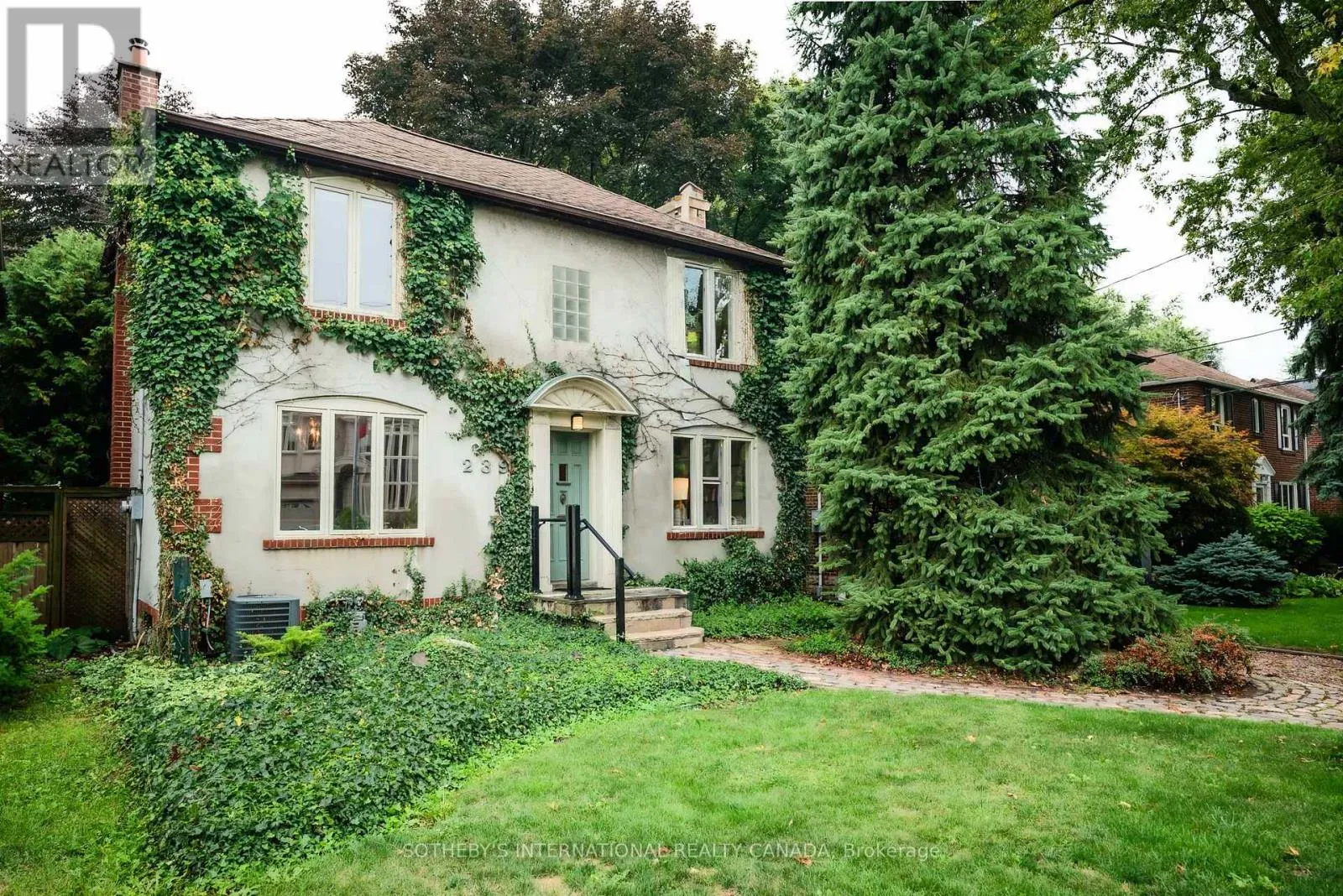 House for rent: 239 Empress Avenue, Toronto, Ontario M2N 3V1