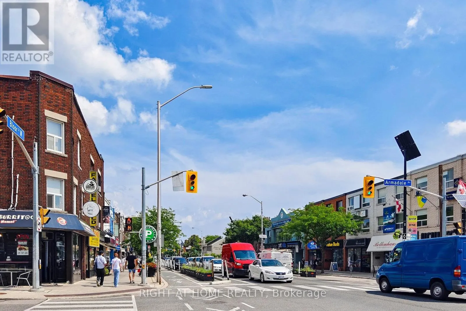 Offices for rent: 2390a Bloor Street W, Toronto, Ontario M6S 1P5