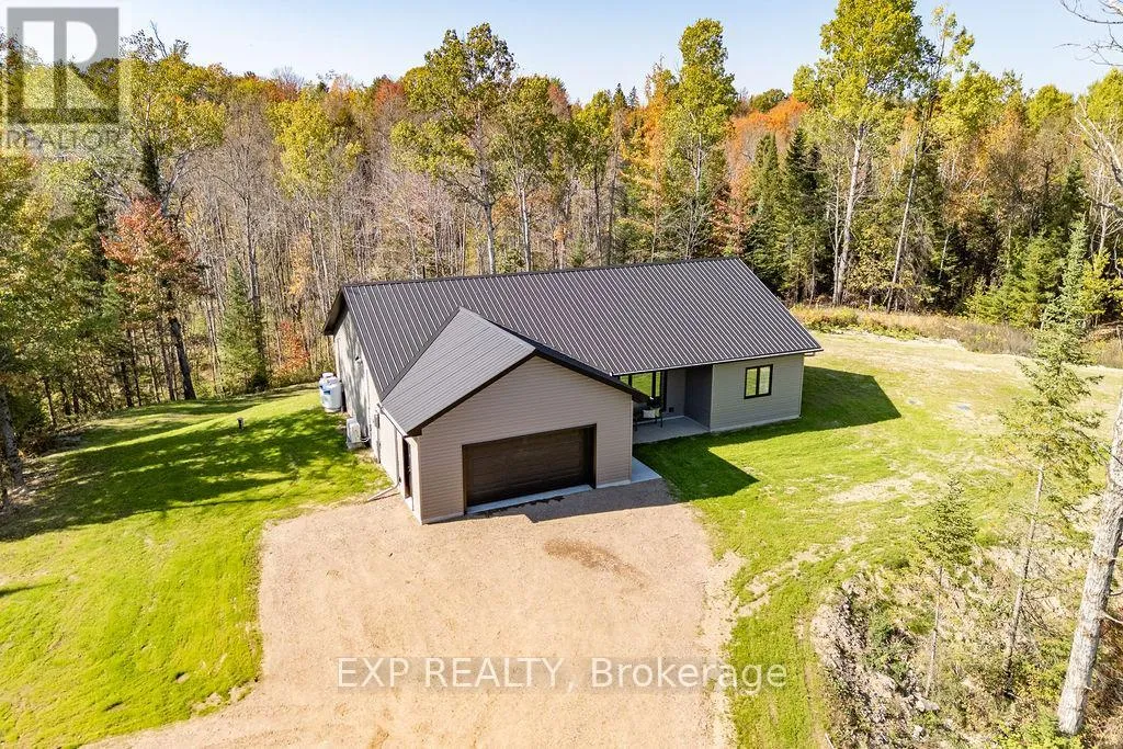 House for rent: 2394a Hwy 132 Highway, Admaston/Bromley, Ontario K7V 3Z7