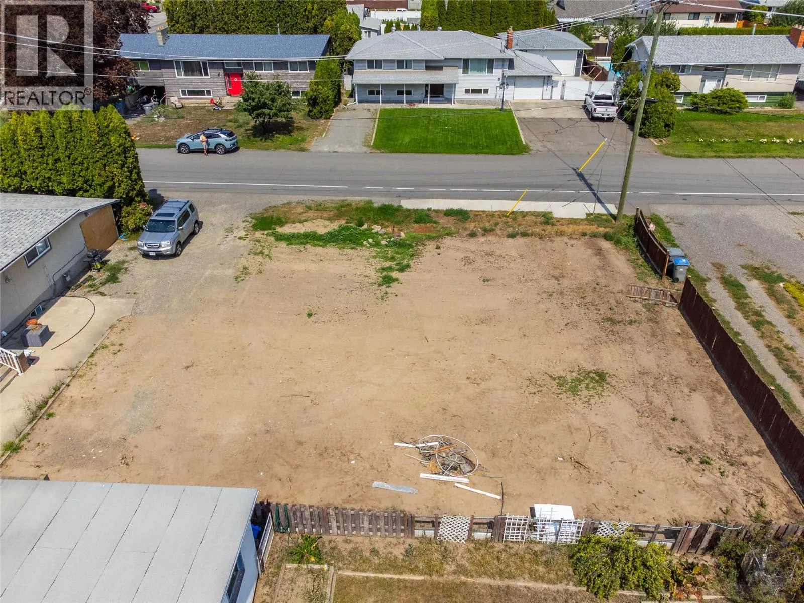 Other for rent: 2395 Greenfield Avenue, Kamloops, British Columbia V2B 4P5