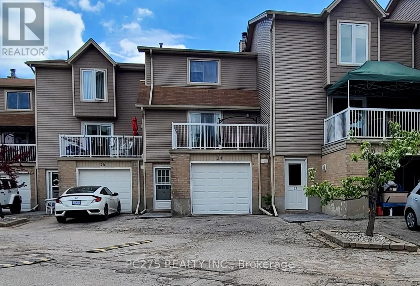Row / Townhouse for rent: 24 - 301 Carlow Road, Central Elgin, Ontario N5L 1B7