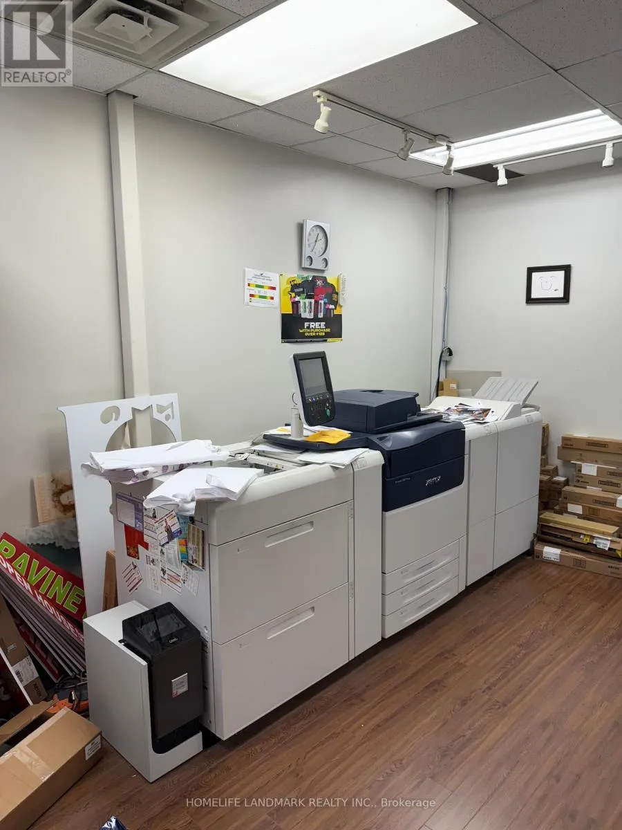 24 - 585 Middlefield Road, Toronto, Ontario M1S 5W1