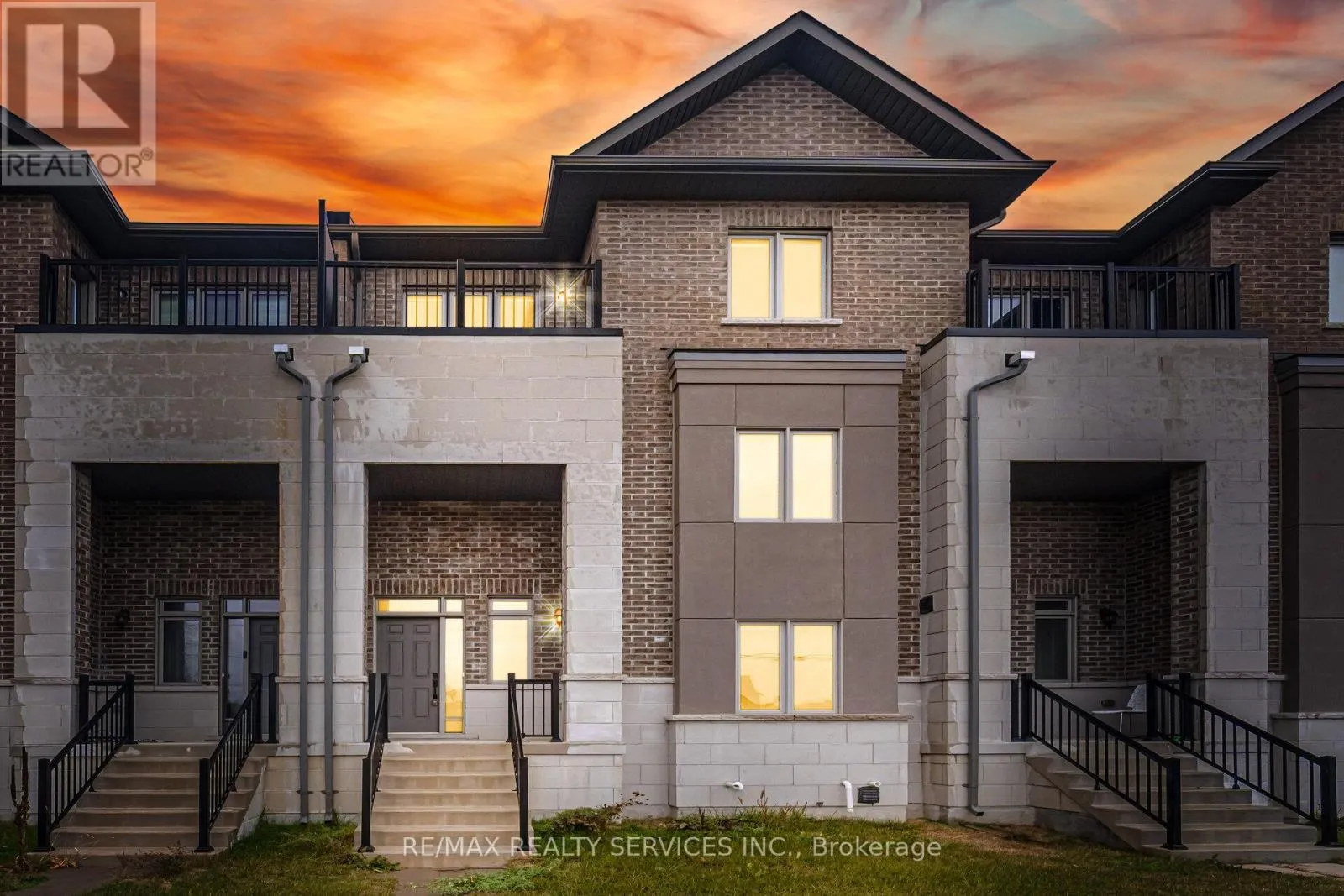 Row / Townhouse for rent: 24 Alan Williams Trail, Uxbridge, Ontario L9P 0R6