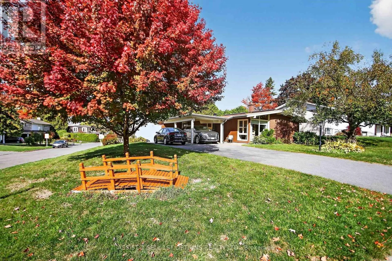 House for rent: 24 Barnes Crescent, Ottawa, Ontario K2H 7C2