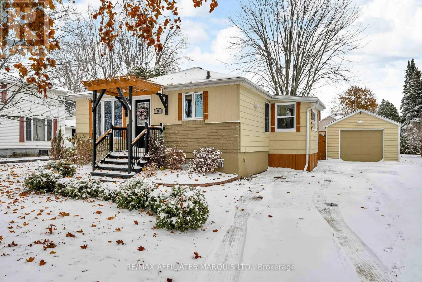 House for rent: 24 Bethune Avenue, South Stormont, Ontario K0C 1P0