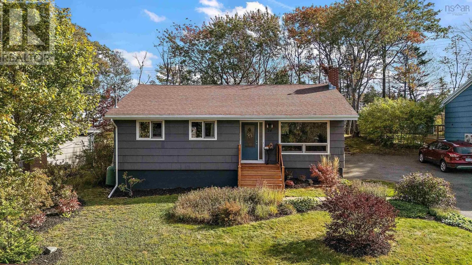 House for rent: 24 Canary Crescent, Halifax, Nova Scotia B3M 1R1