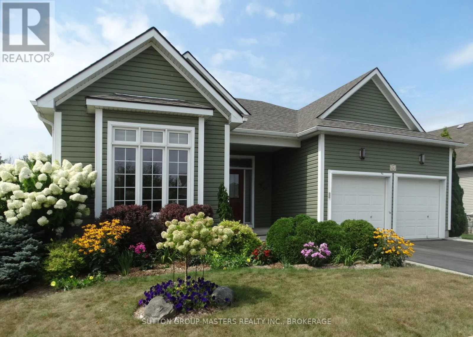 House for rent: 24 Country Club Drive, Loyalist, Ontario K0H 1G0