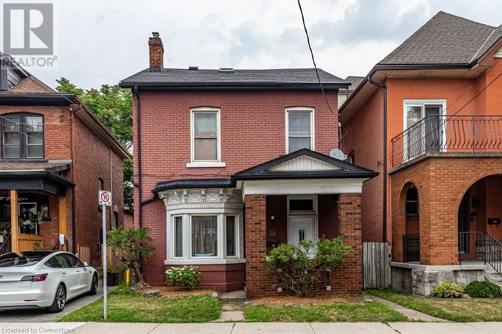 House for rent: 24 Florence Street, Hamilton, Ontario L8R 1W4