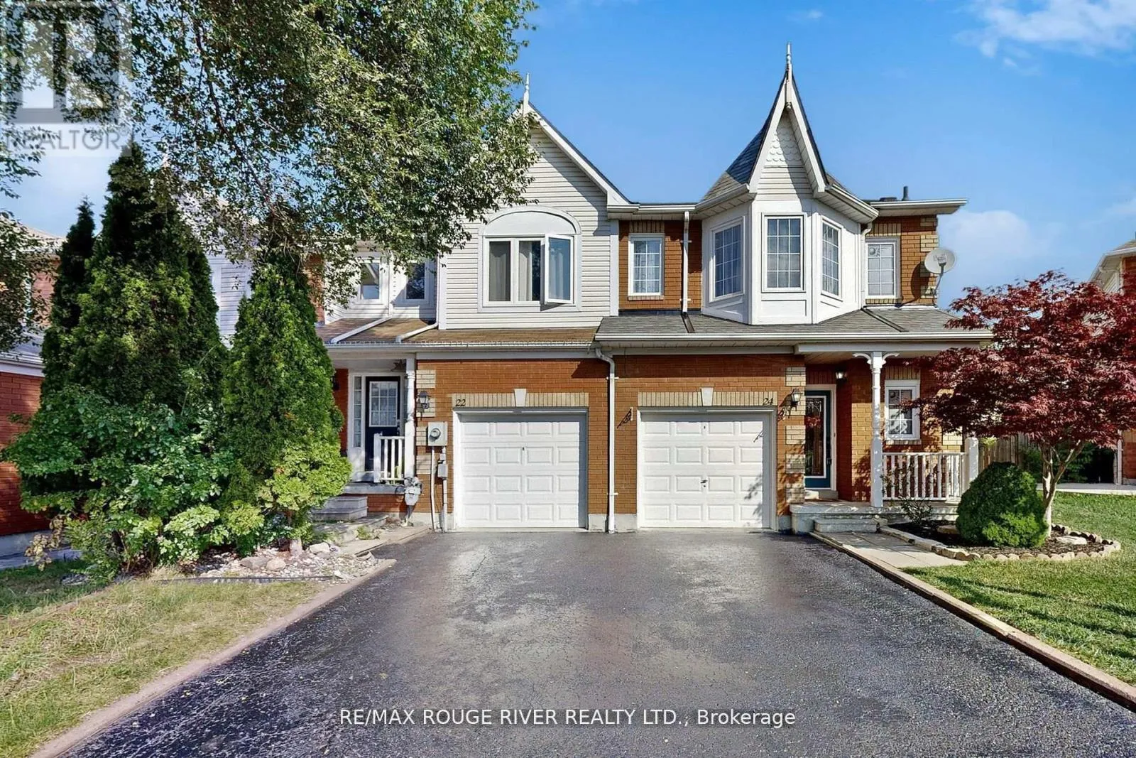 Row / Townhouse for rent: 24 Jays Drive, Whitby, Ontario L1R 2P6