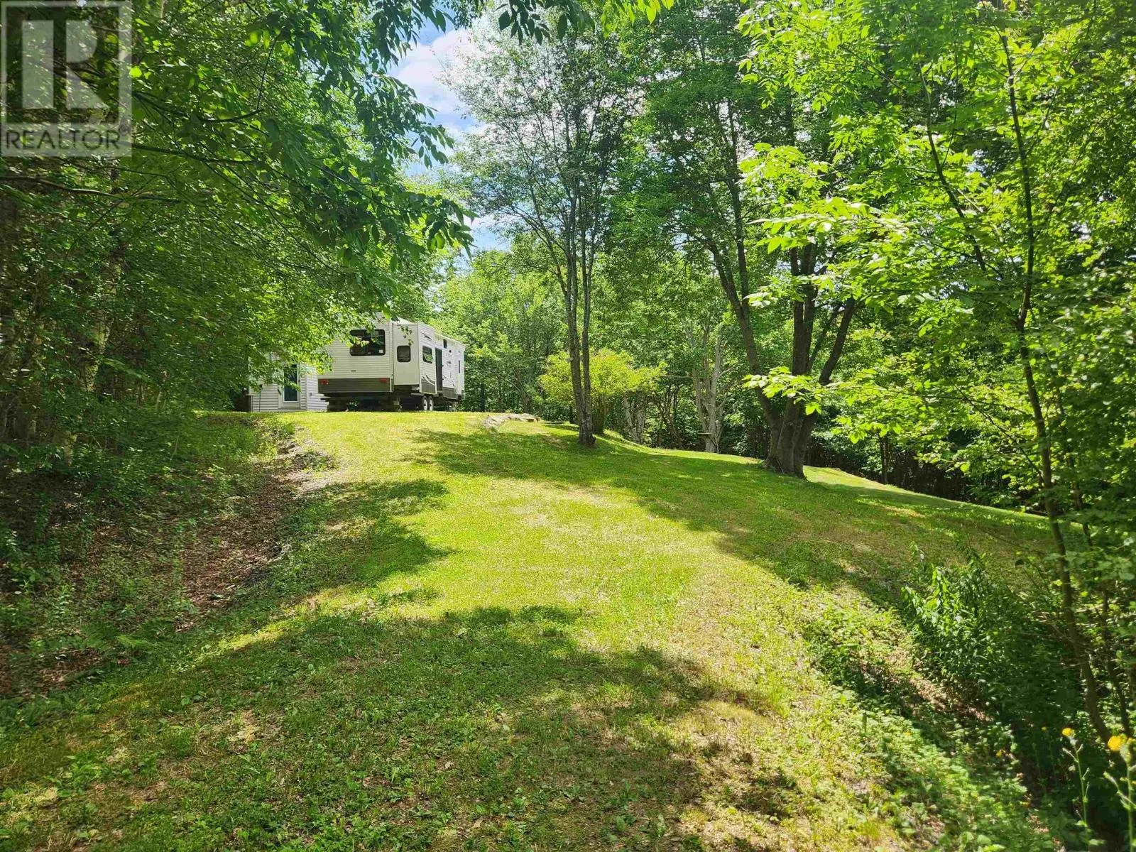 24 Mackay Drive, St George's Channel, Nova Scotia B0E 3B0