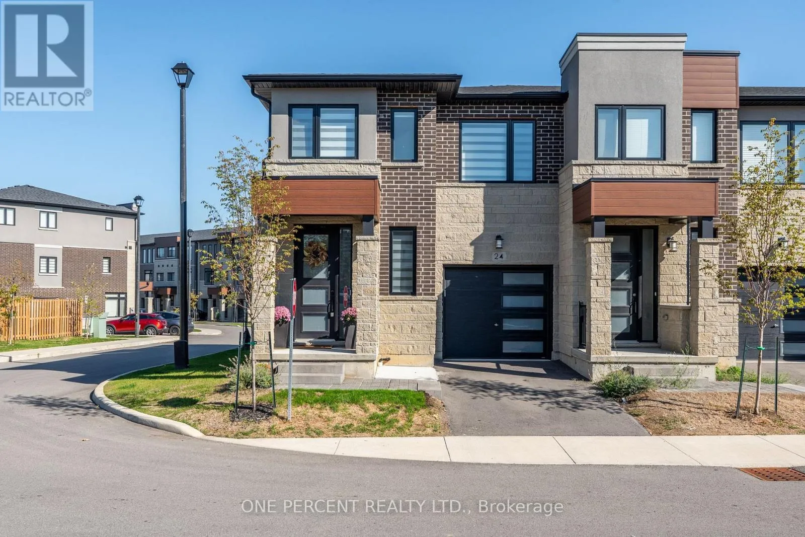 Row / Townhouse for rent: 24 Southam Lane, Hamilton, Ontario L9C 0E9