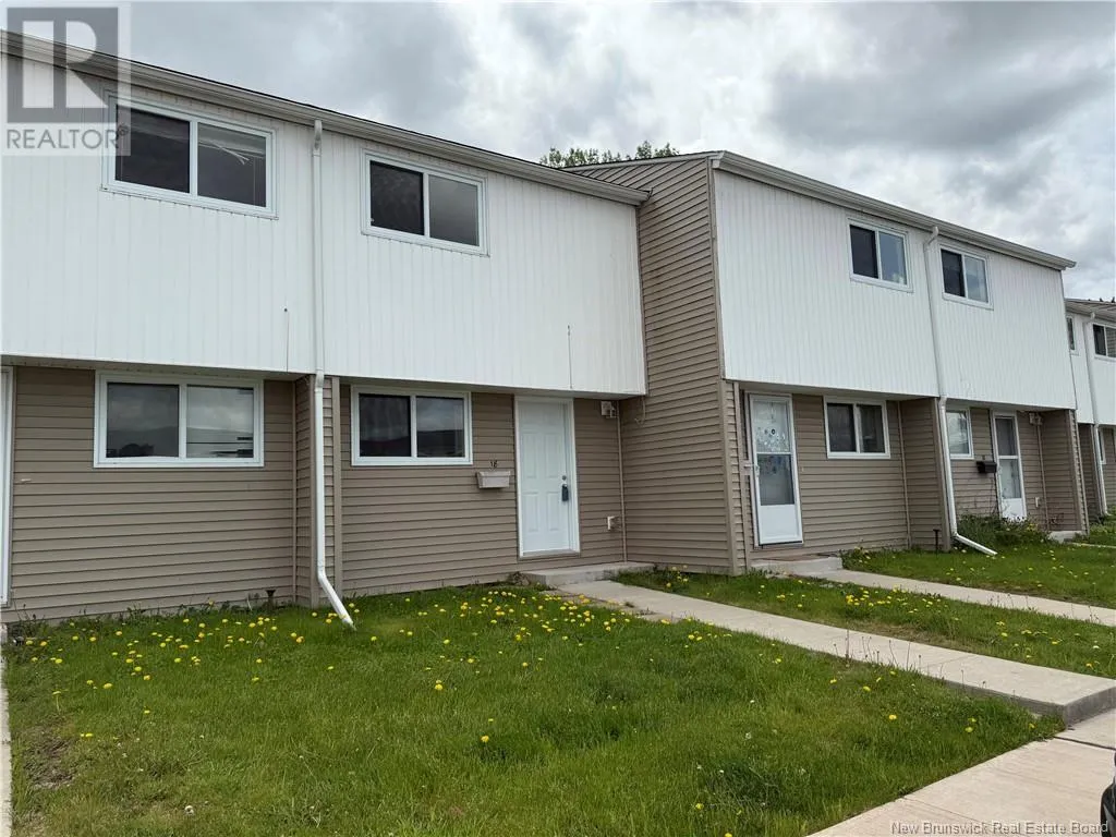 24 Suffolk Unit# 18, Riverview, New Brunswick E1B 4K6