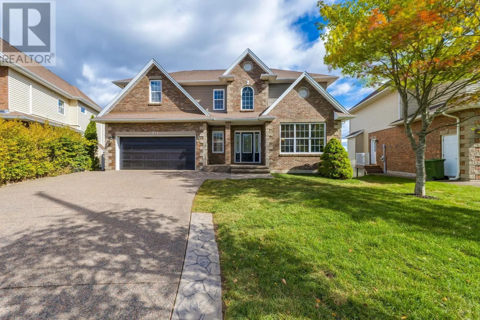 House for rent: 24 Vanier Way, Bedford, Nova Scotia B4A 0A4