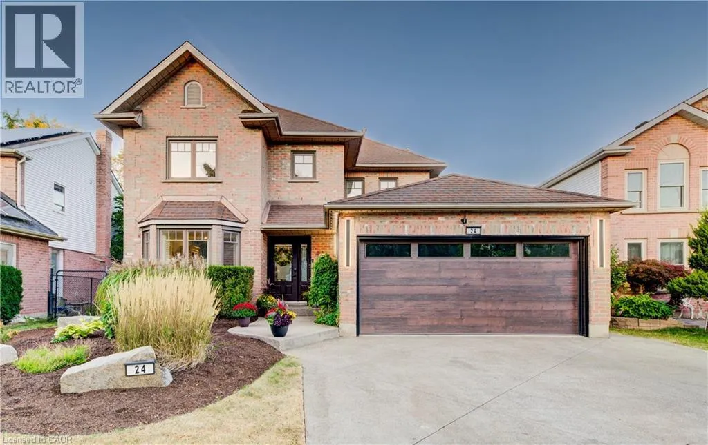 Duplex for rent: 24 Westforest Trail, Kitchener, Ontario N2N 3A6