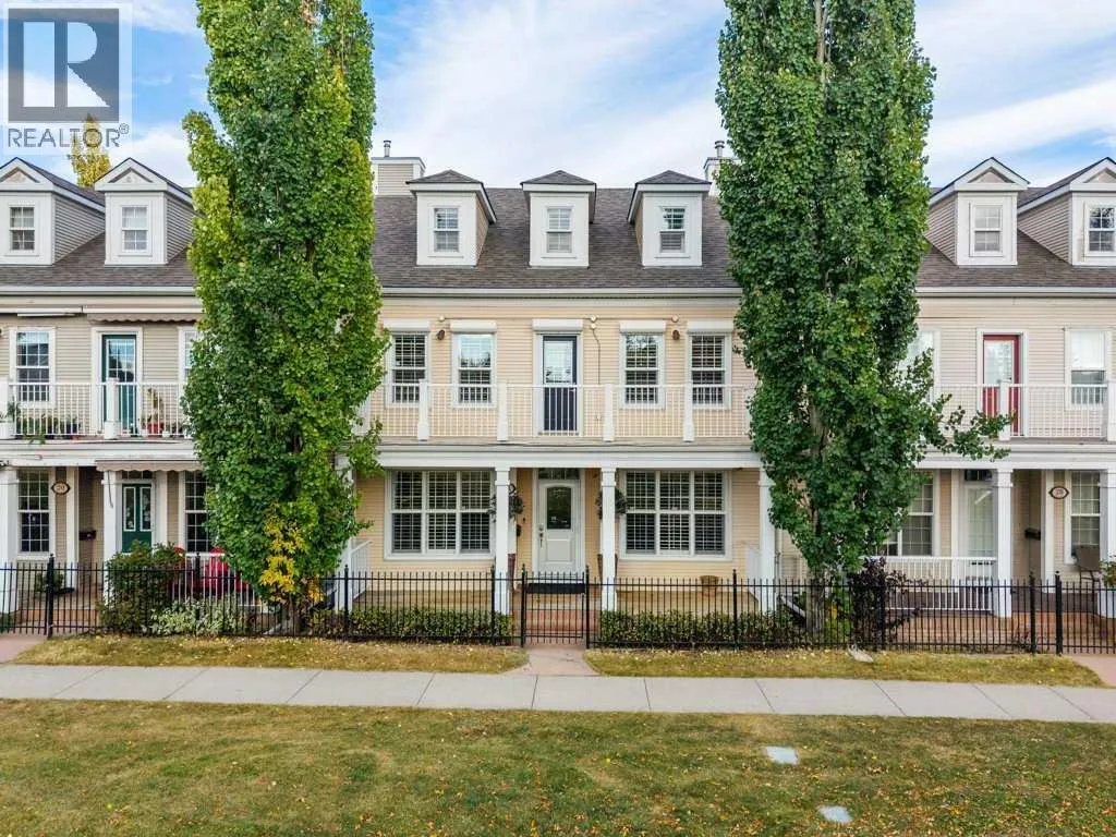 Row / Townhouse for rent: 24 Ypres Mews Sw, Calgary, Alberta T2T 6L2