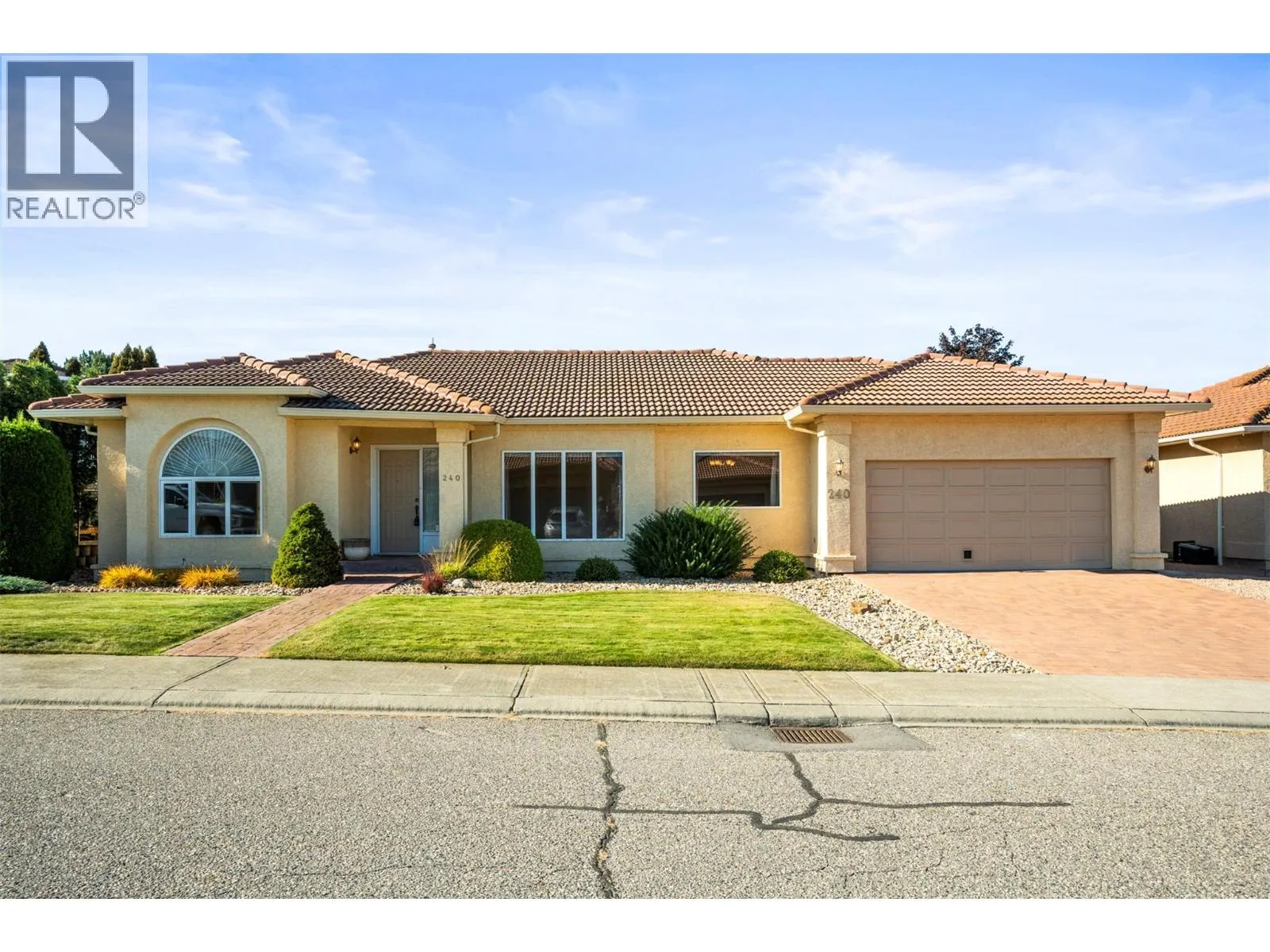 House for rent: 240 Country Estate Drive, Vernon, British Columbia V1B 2V3