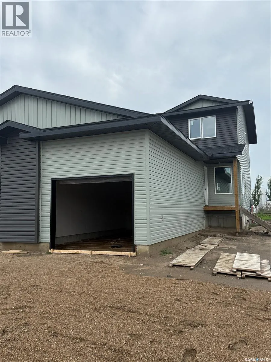 240 Froese Crescent, Warman, Saskatchewan S0K 4S0