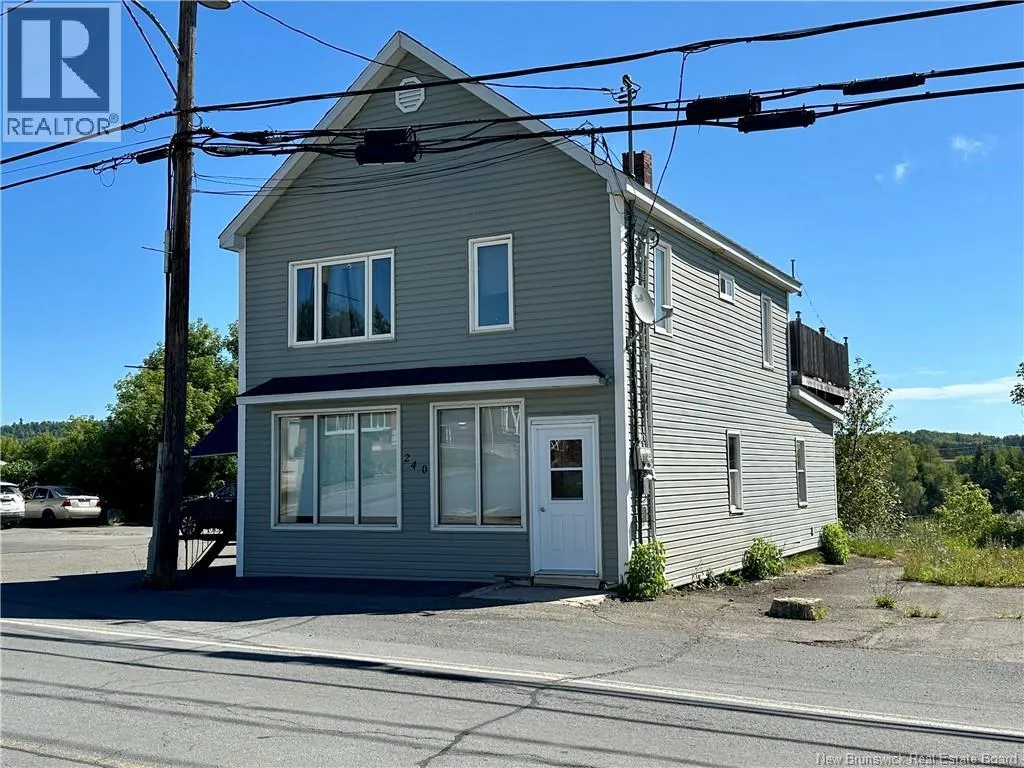 Duplex for rent: 240 Main Street, Plaster Rock, New Brunswick E7G 2E1