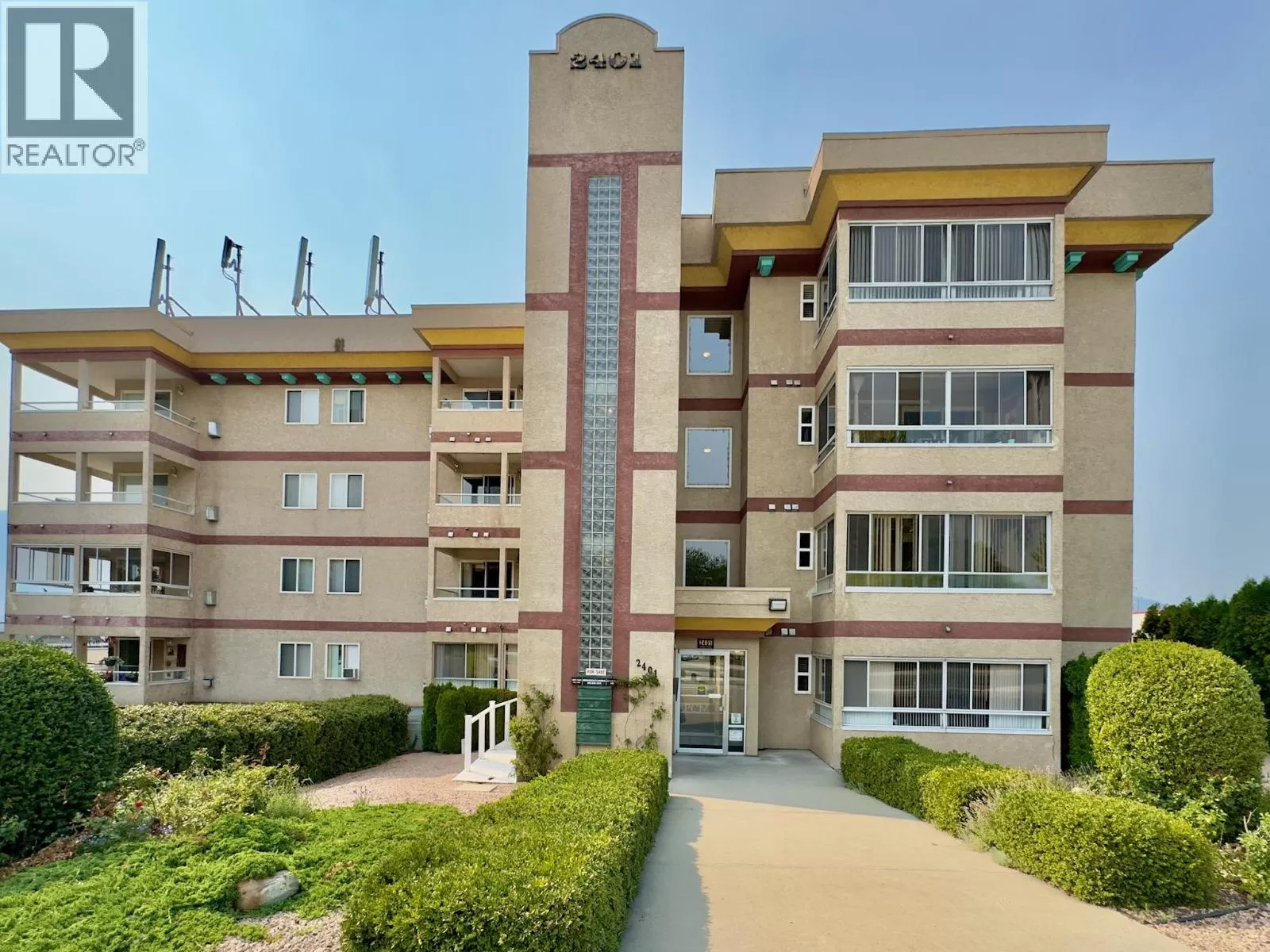 Apartment for rent: 2401 South Main Street Unit# 204, Penticton, British Columbia V2A 5J1