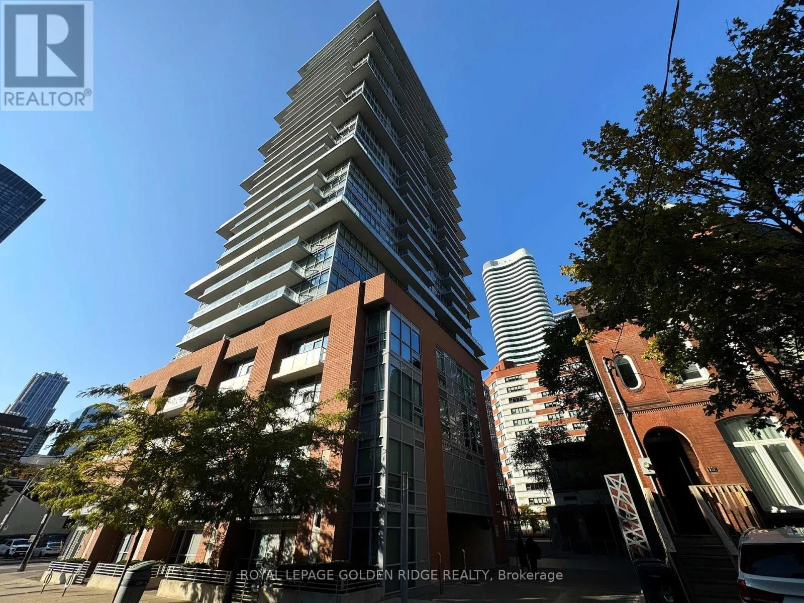 Apartment for rent: 2402 - 365 Church Street, Toronto, Ontario M5B 1H6