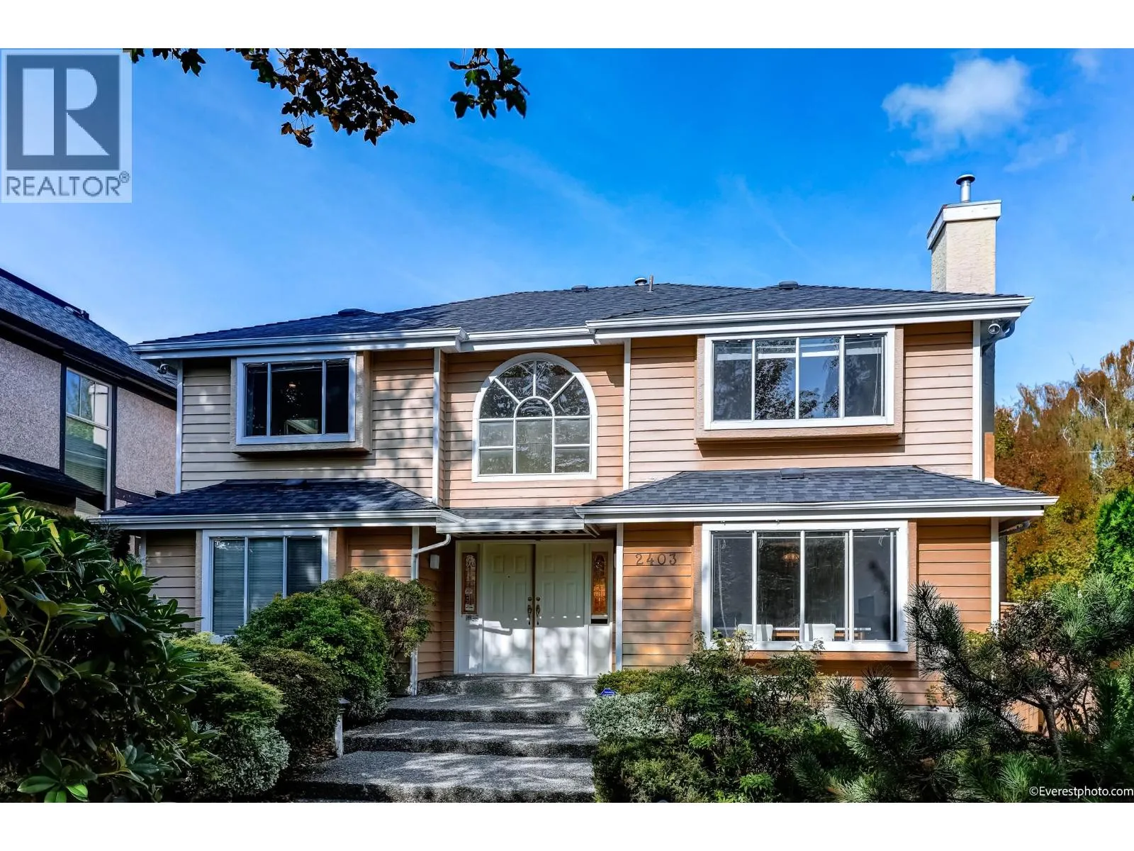 House for rent: 2403 W 20th Avenue, Vancouver, British Columbia V6L 1G6