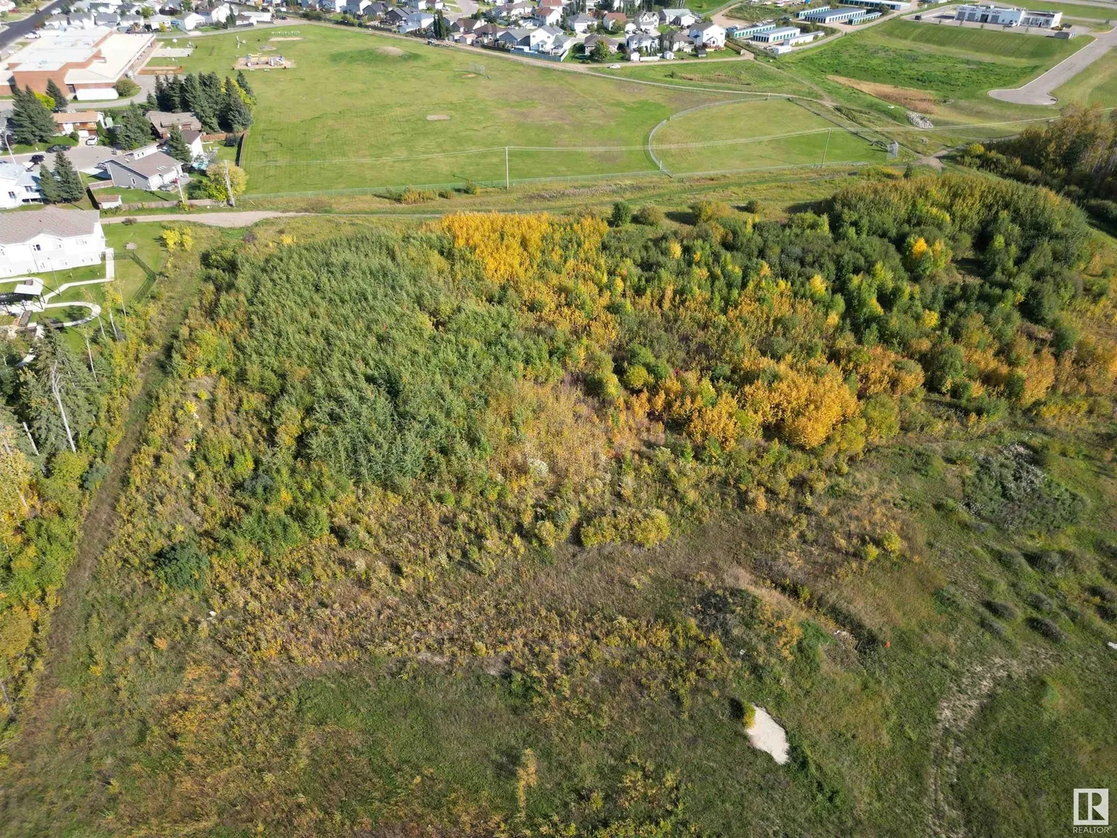 No Building for rent: 2404 Pelican Cl, Cold Lake, Alberta T9M 0H3