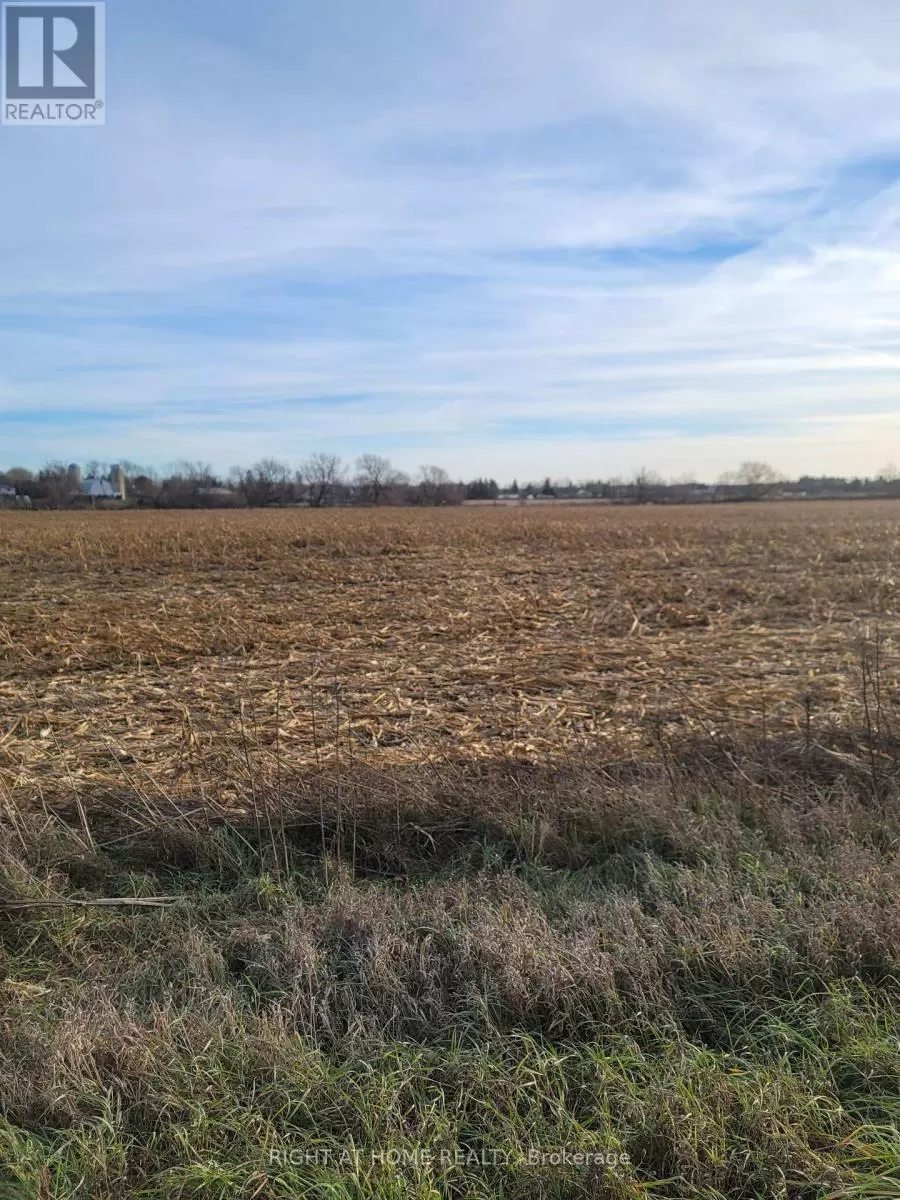 2404 Roger Stevens Drive, Ottawa, Ontario K0A 2T0