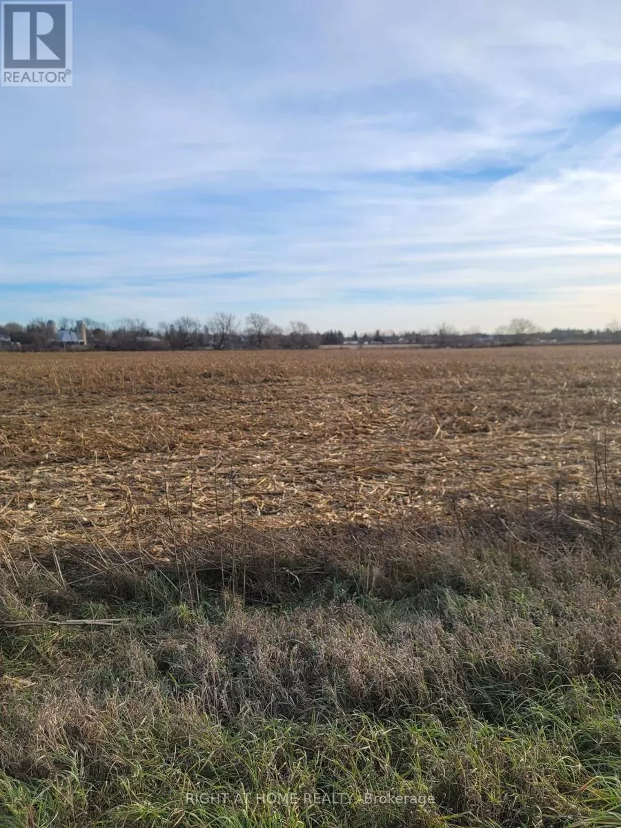 2406 Roger Stevens Drive, Ottawa, Ontario K0A 2T0