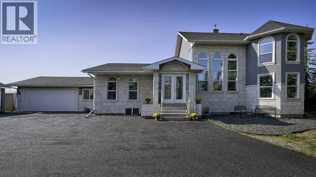 House for rent: 24073 Burma Road, Rural Rocky View County, Alberta T3R 1E3