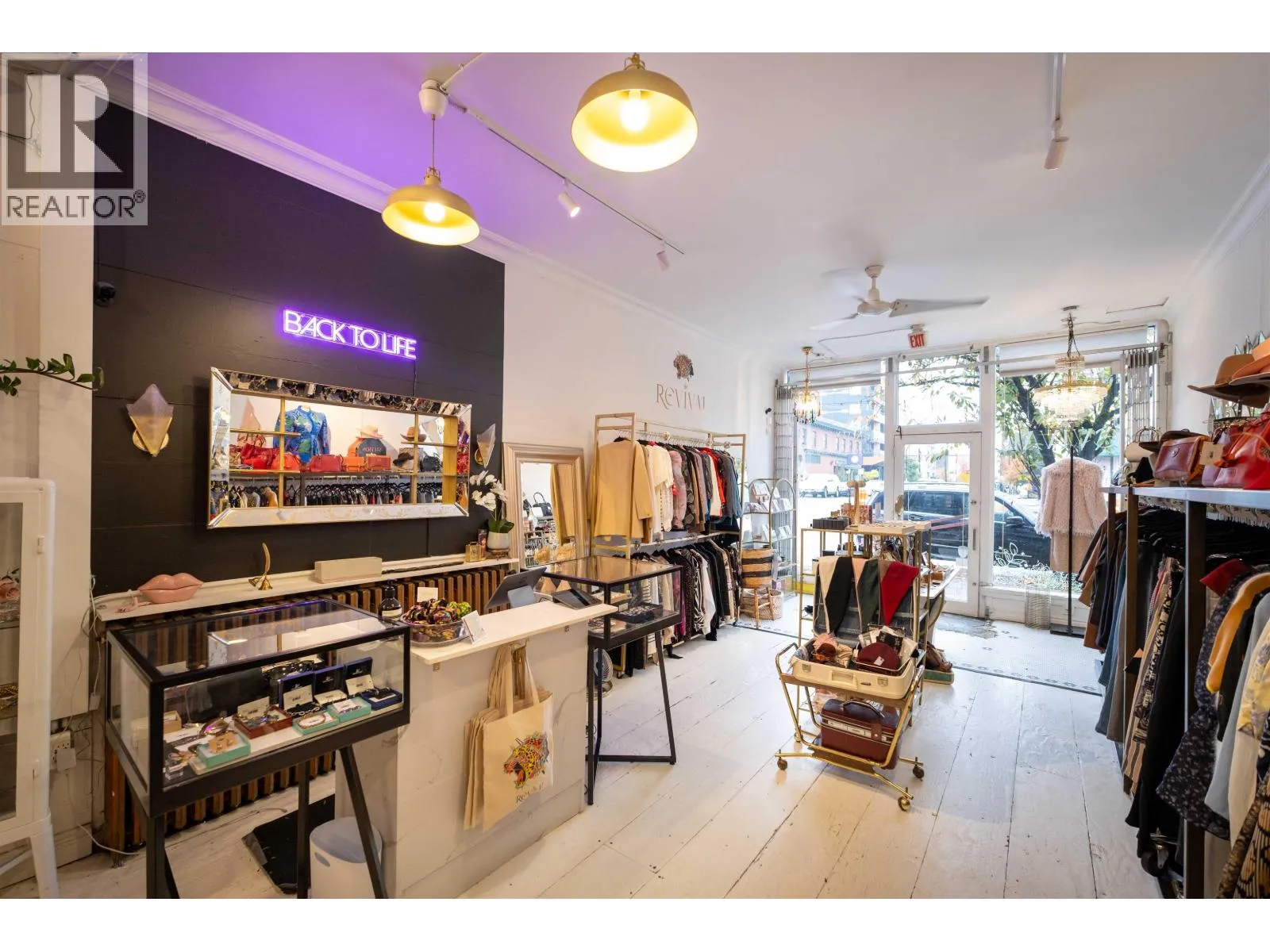 2408 Main Street, Vancouver, British Columbia V5T 3E2