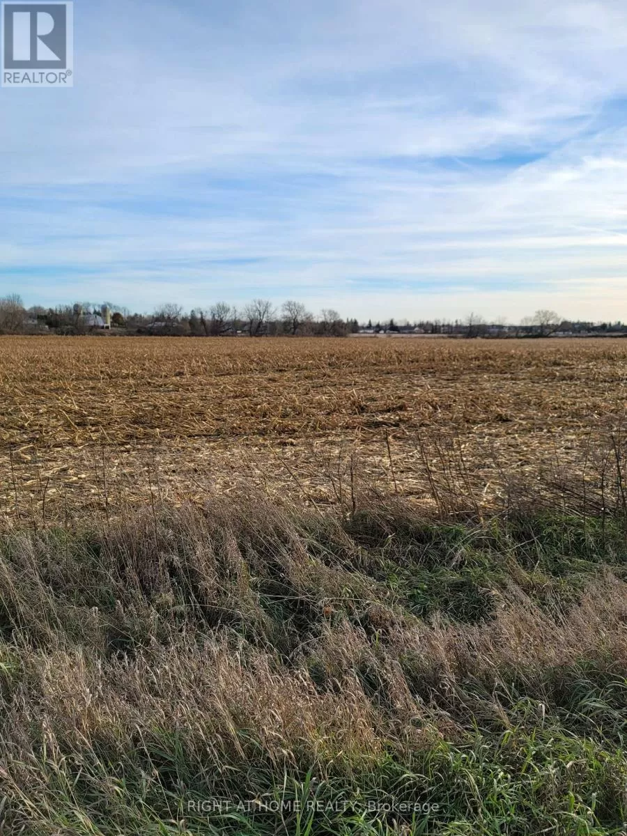 2408 Roger Stevens Drive, Ottawa, Ontario K0A 2T0