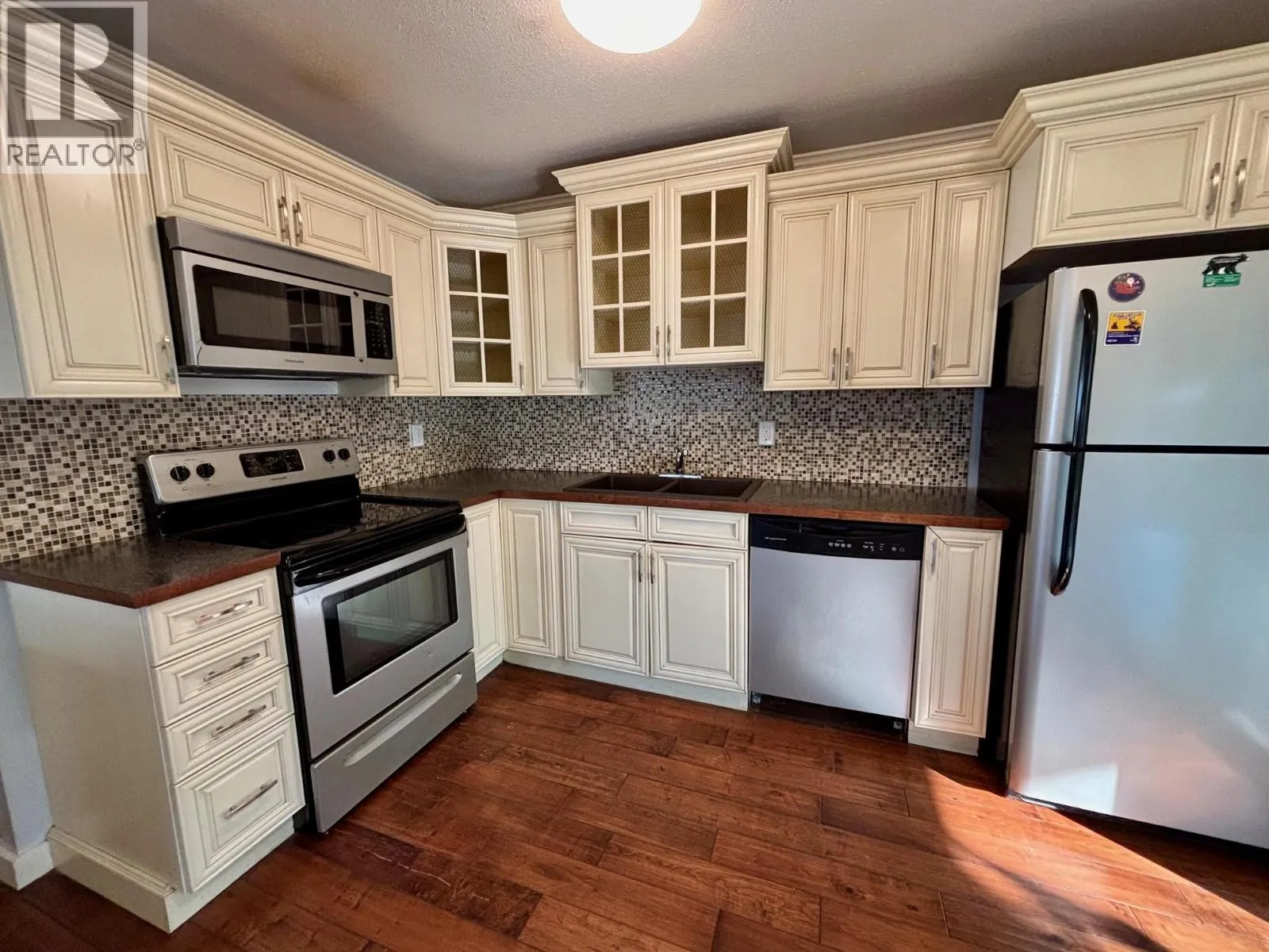 Manufactured Home for rent: 241 23 N Highway Unit# 5, Revelstoke, British Columbia V0E 2S0