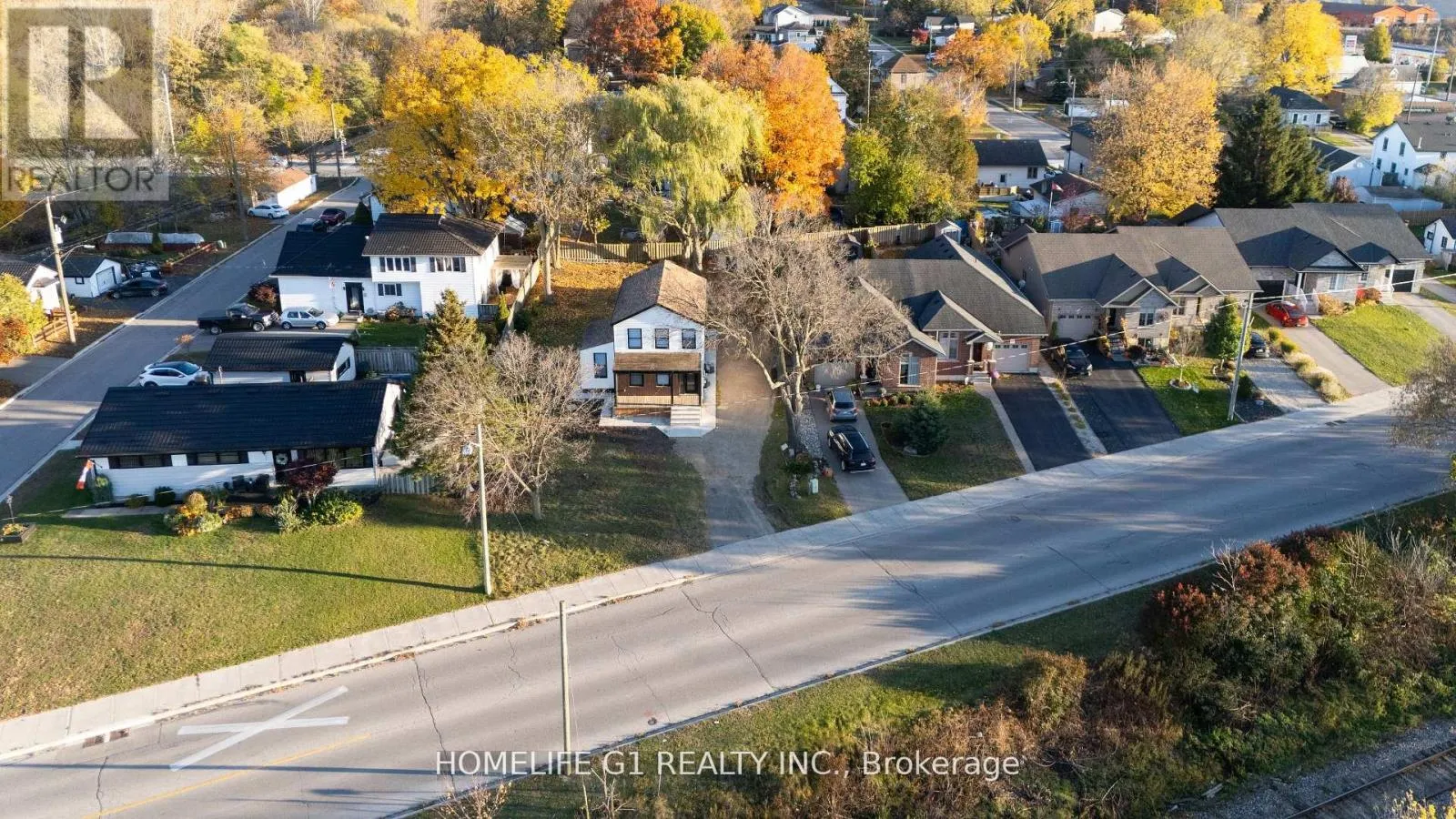 House for rent: 241 Charles Street W, Ingersoll, Ontario N5C 2M5