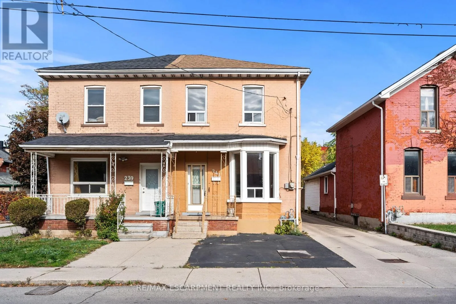 House for rent: 241 Robert Street, Hamilton, Ontario L8L 2R3