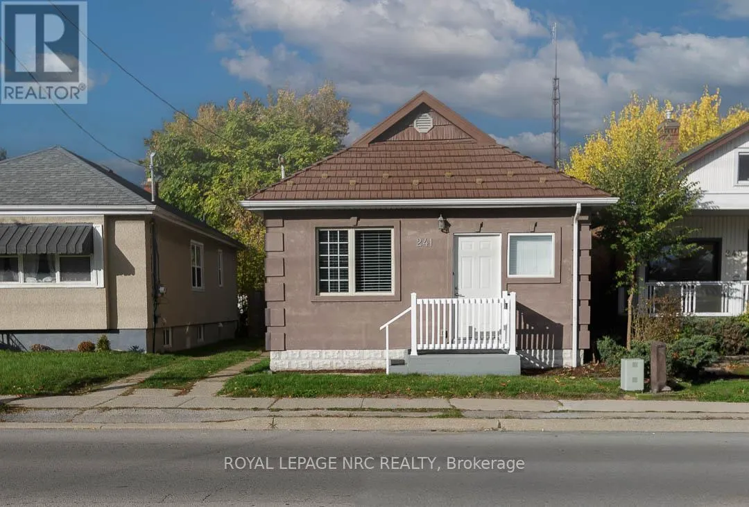 House for rent: 241 Vine Street, St. Catharines, Ontario L2M 4S9