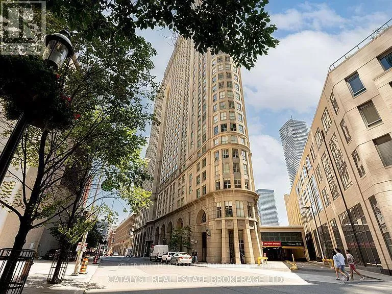 Apartment for rent: 2410 - 25 The Esplanade, Toronto, Ontario M5E 1W5