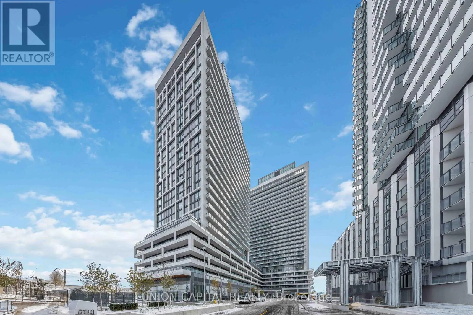 Apartment for rent: 2410 - 8960 Jane Street, Vaughan, Ontario L4K 0N9