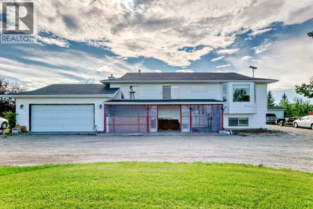 House for rent: 241017 Range Road 280, Rural Rocky View County, Alberta T2P 2G7