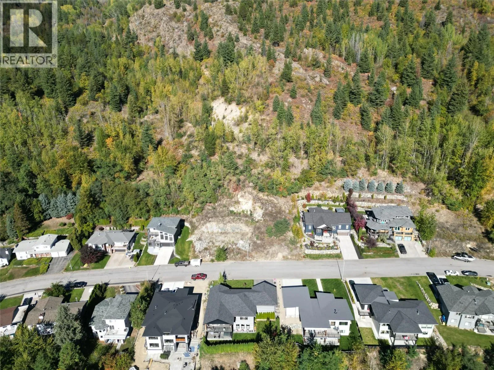 Other for rent: 2411 Mcbride Street, Trail, British Columbia V1R 3A6