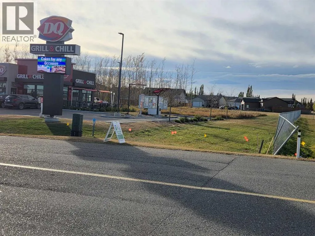 Commercial Mix for rent: 2412 20th Street, Didsbury, Alberta T0M 0A2