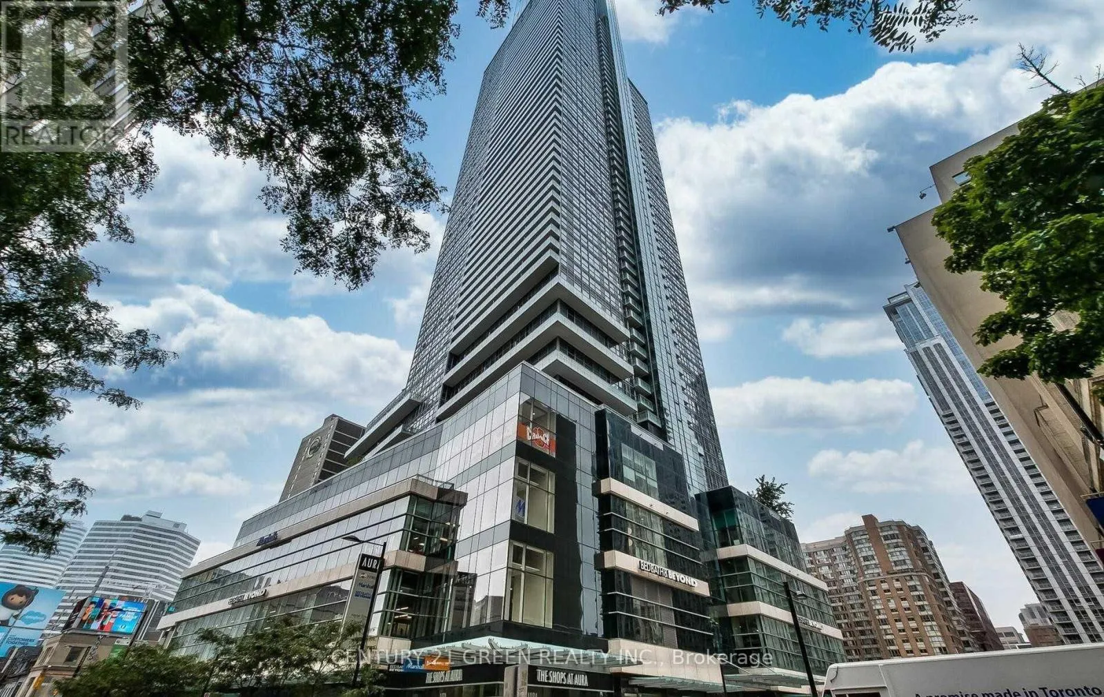 Apartment for rent: 2415 - 386 Yonge Street, Toronto, Ontario M5B 0A5