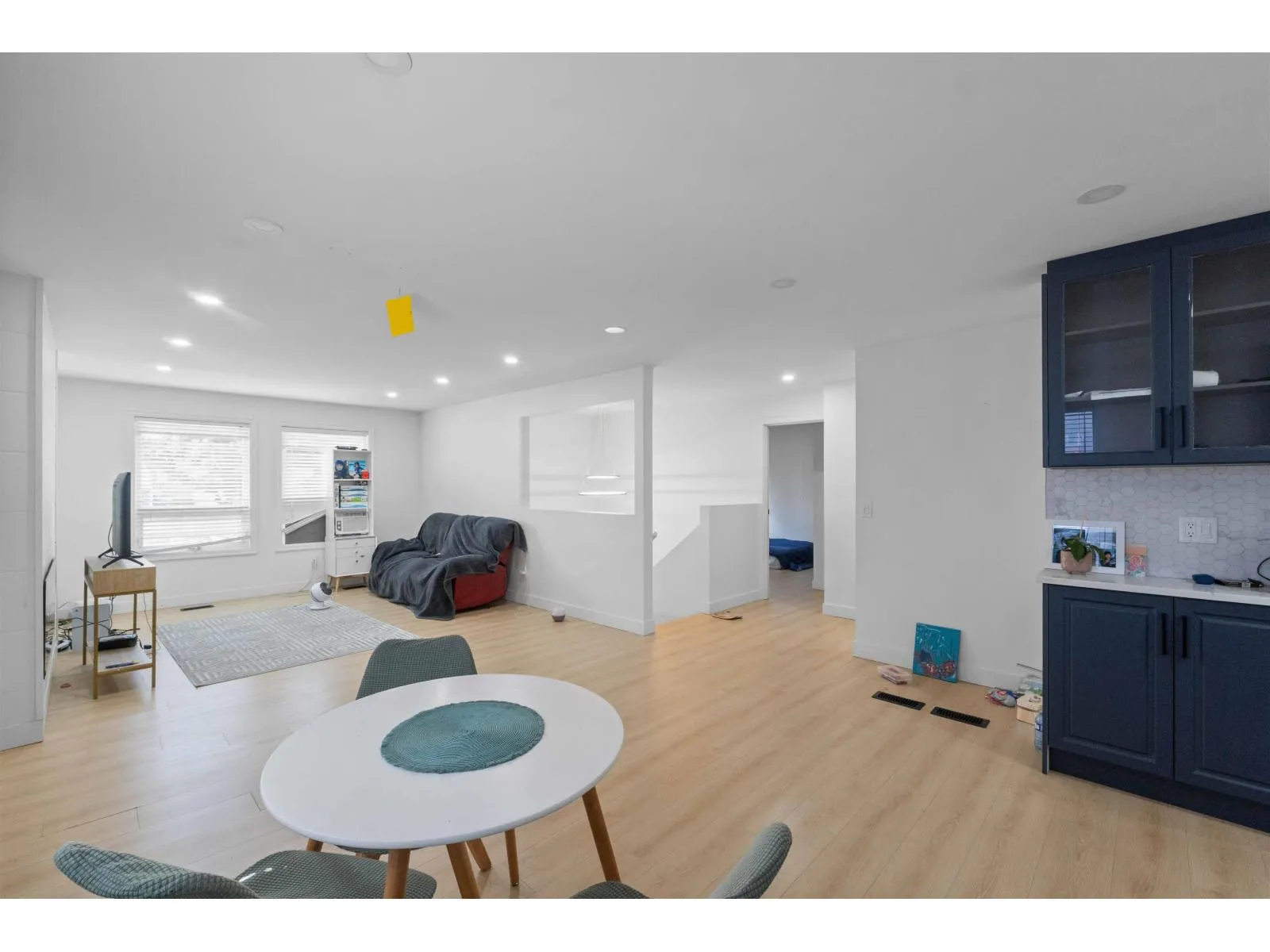 House for rent: 2418 Wayburne Crescent, Langley, British Columbia V2Y 1B7